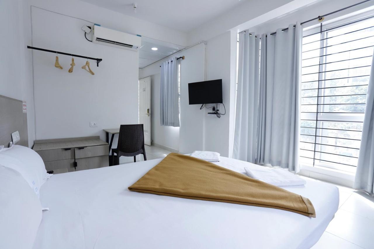 Hotel Gurudev Residency Μπανγκαλόρ Εξωτερικό φωτογραφία